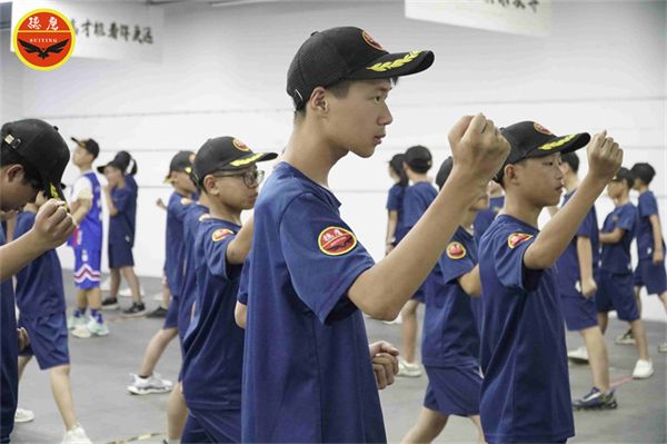 穗鹰81.jpg
